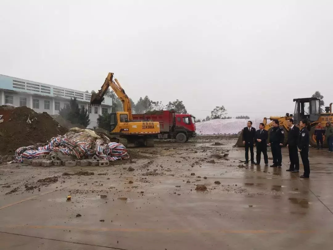 1551838478877711.jpg 640.webp.jpg